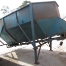 3587 EMVE bunker with feed conveyor