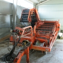 3744 Amac potato harvester / onion loader