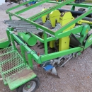 3974 Hortus transplanter 3 row