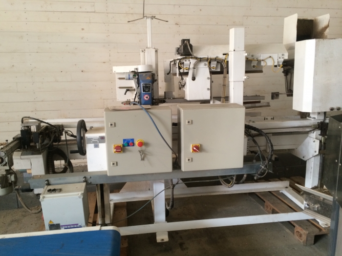 4346 Pacepacker TBC paper bagger with stitcher