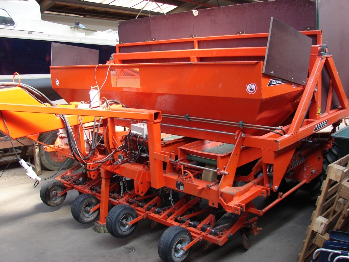 3237 Structural potato planter 4 Reihen 
