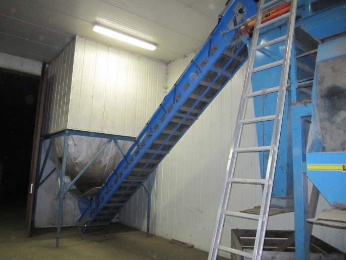 3286 EMVE potato screen grading sorting line