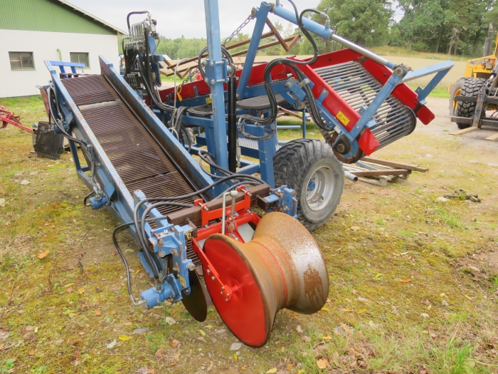 4690 Asa-Lift KT-100 potato harvester