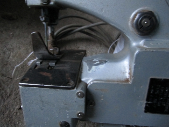 3191 NEWLONG Nähmaschine Handmodel