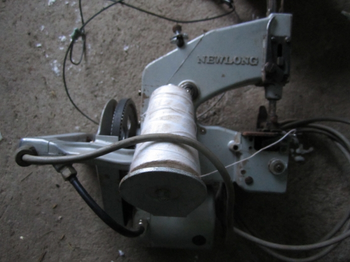 3191 NEWLONG Nähmaschine Handmodel