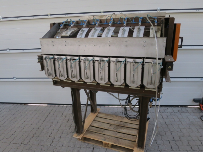 4761 Lockwood linear multihead weigher