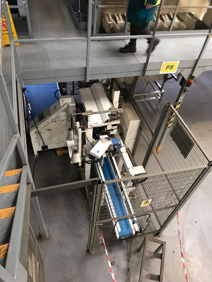 4890 Pacepacker TBC papiertütemaschine mit Nählinie
