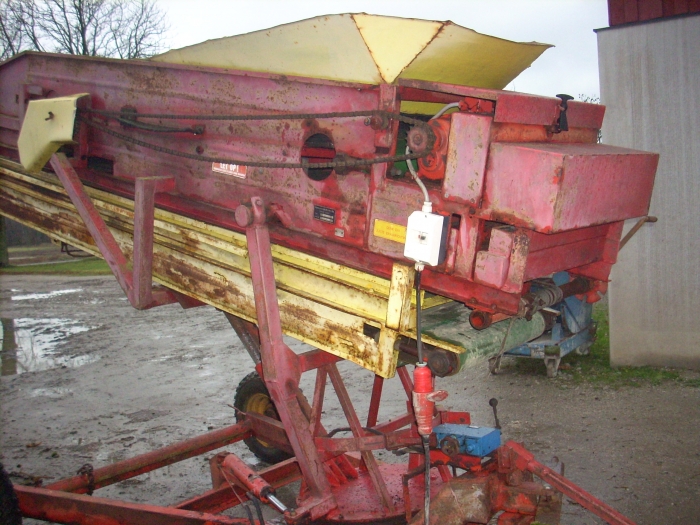 3132 Bijlsma Lagerhausfüller