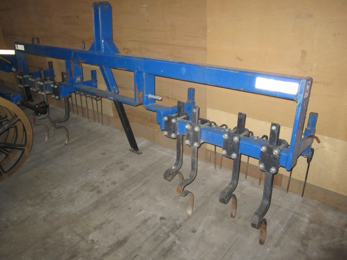 3176 DALBO three pointed linkage boom for example row cleaner