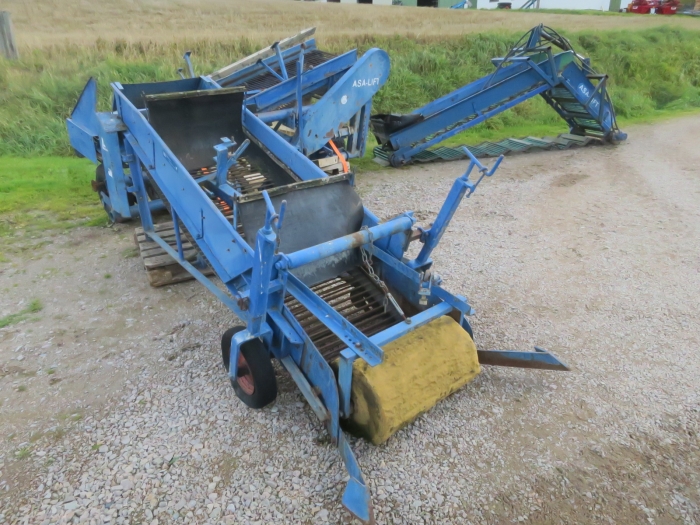 5138 Asa-Lift onion loader with elevator