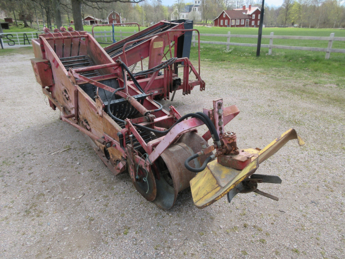 5425 Juko midi small potato harvester