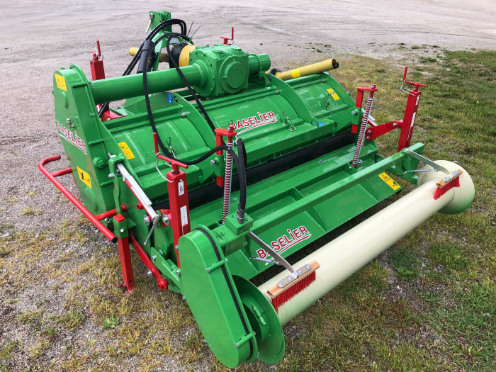 5450 Baselier cultivator with bedformer