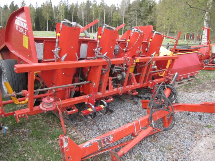 3371 Grimme Kartoffel Legemaschine 4 rh mit Düngerstreuer