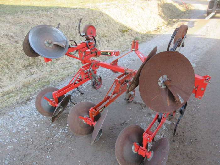 5789 Checchi Magli disc ridger VR76 4 row