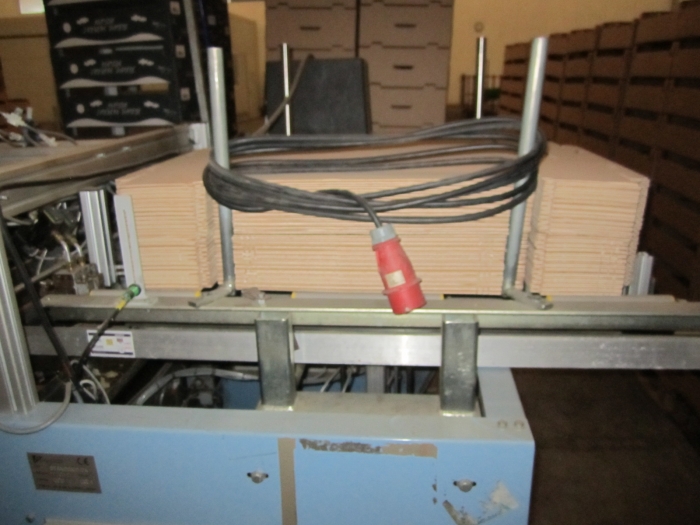 3377 Prepack Tray erector for paper cartons