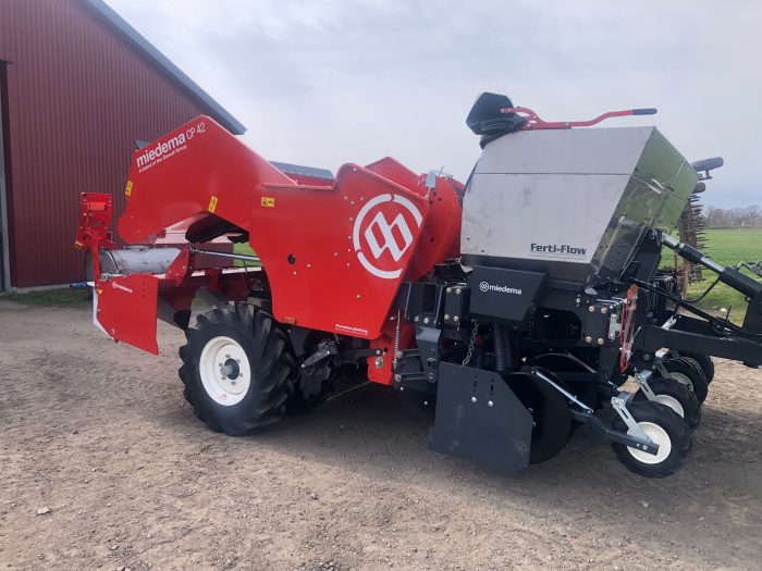 5936 Miedema CP42 potato planter NEW 