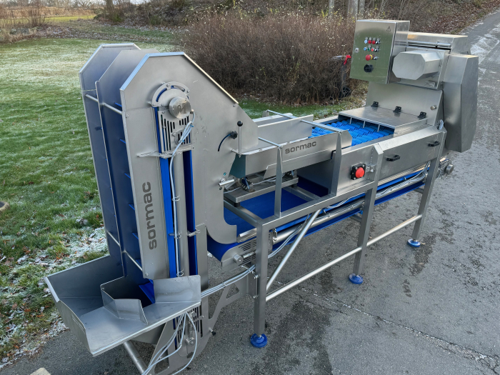 6063 Sormac DMA-60 potato halving machine