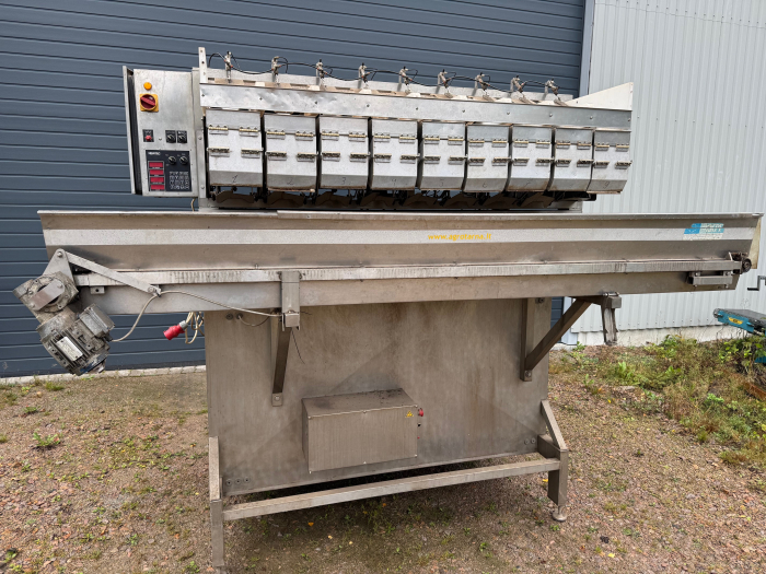 6191 Newtec 2009XB linear weigher wide buckets