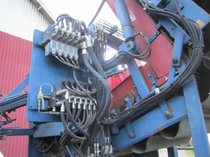 3457 Asa-Lift Möhrenroder 1 Reihe mit Elevator Bogsiert