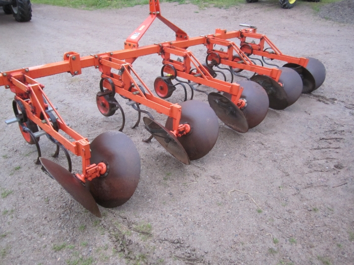 3475 Checchi Magli disc ridger 4 row VR76