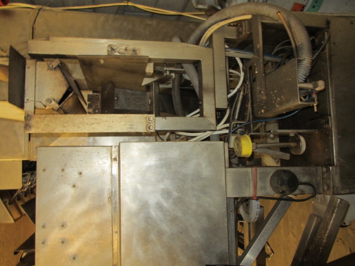 3542 Newtec 2009G computer multi head weigher for carrots