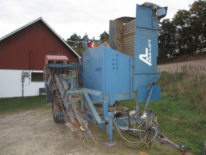 3670 Asa-Lift carrot harvester 1 row with bunker