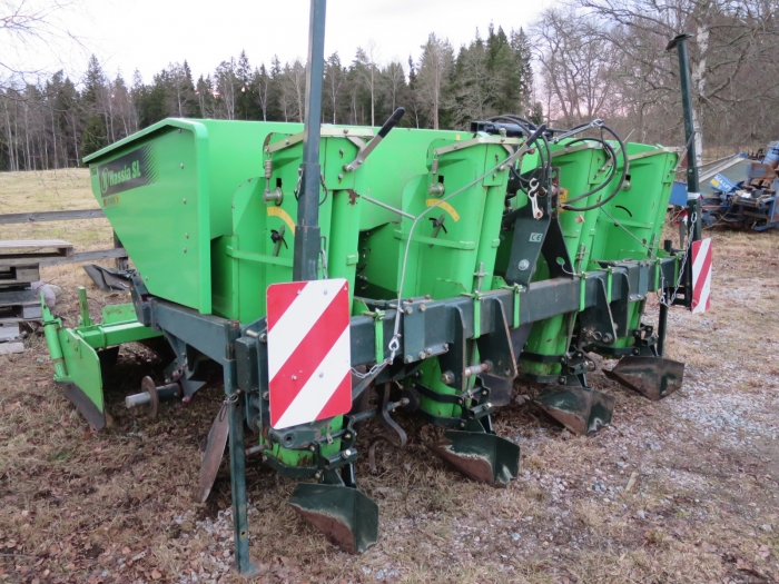 4045 Netagco Hassia SL4 potato planter 4 row