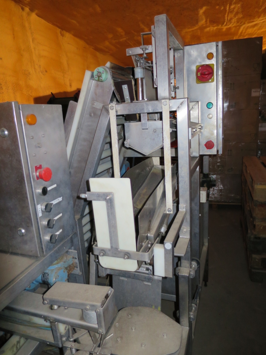 4124 Newtec G30 bagger for carrots