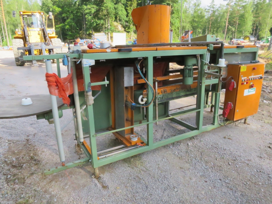4132 Sorma net bagger with Fischbein Stitcher