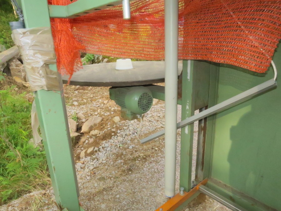 4132 Sorma net bagger with Fischbein Stitcher