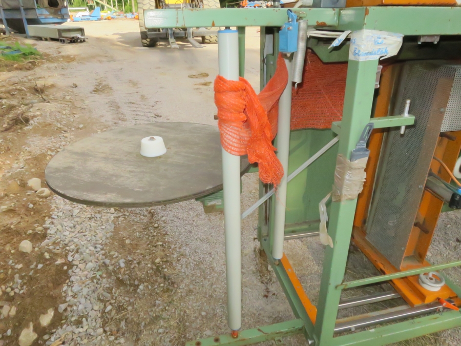 4132 Sorma net bagger with Fischbein Stitcher