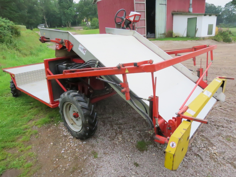 4150 Autran baby leaf harvester selfpropelled