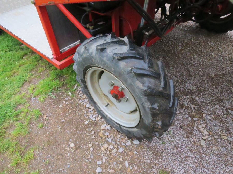 4150 Autran baby leaf harvester selfpropelled