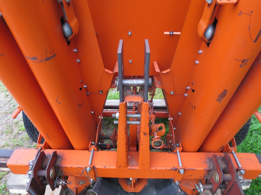 4158 Underhaug Kartoffellegemaschine 2 Reihe