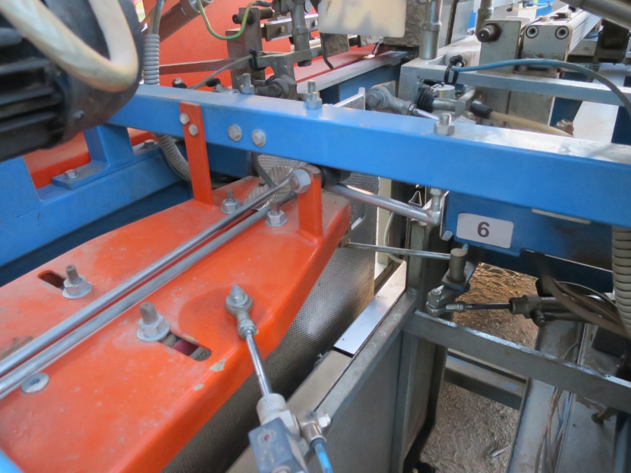 4165 EMVE BE 5000 Papiermaschine + EMVE Doppelwaage