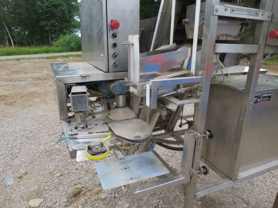 4169 Newtec G30A Waage und Verpackung für Möhren