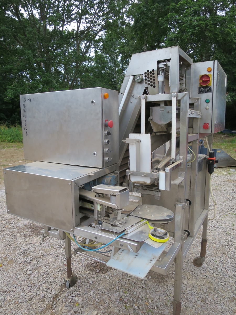 4169 Newtec G30A Waage und Verpackung für Möhren