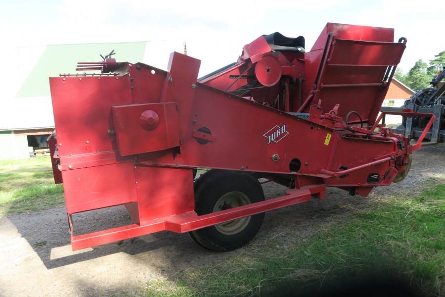 4197 Juko maximat potato harvester