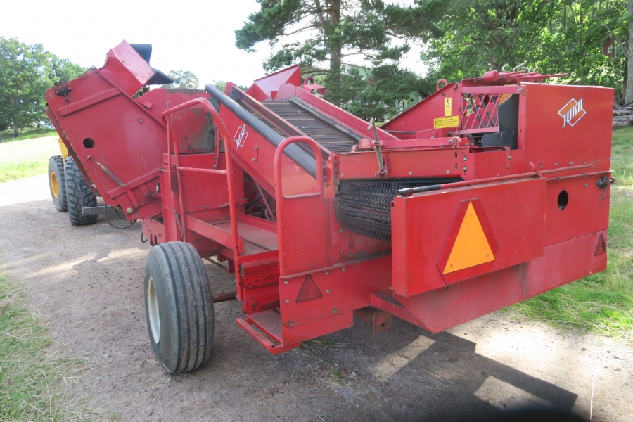 4197 Juko maximat potato harvester