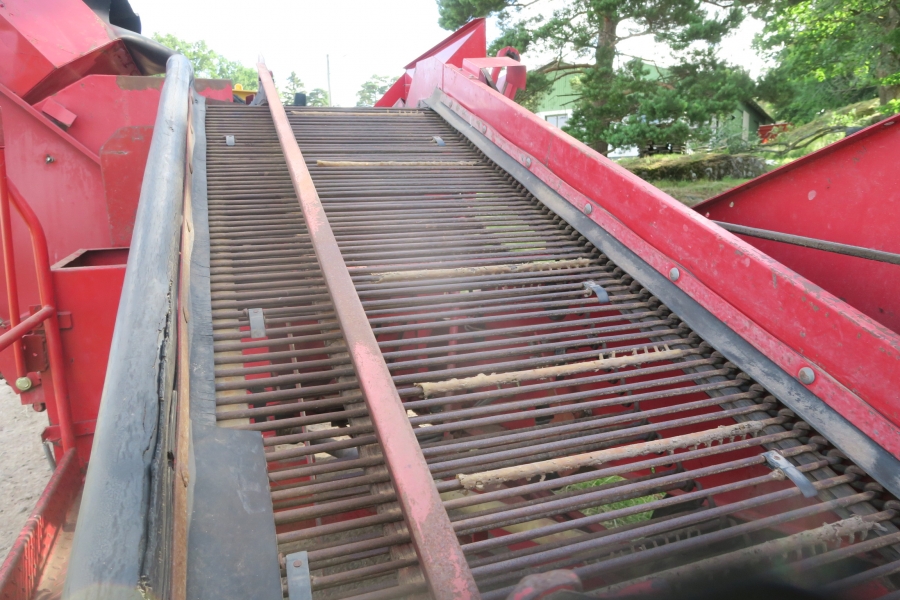 4197 Juko maximat potato harvester