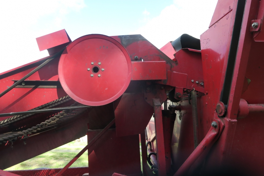 4197 Juko maximat potato harvester