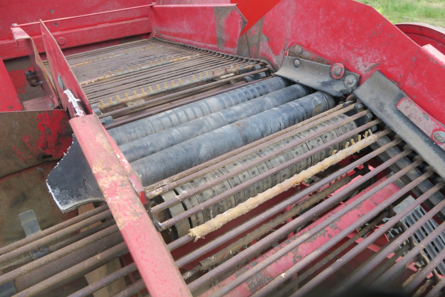 4197 Juko maximat potato harvester