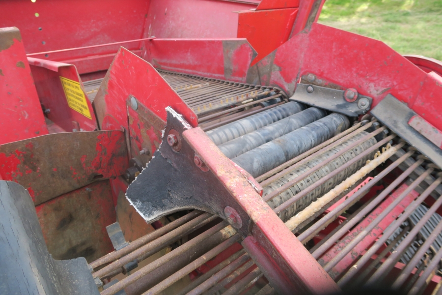 4197 Juko maximat potato harvester