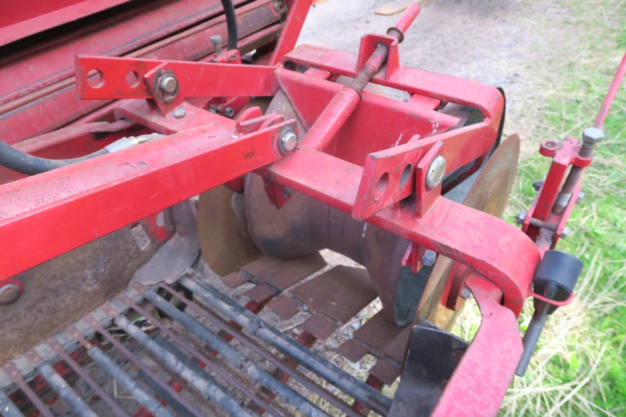 4197 Juko maximat potato harvester