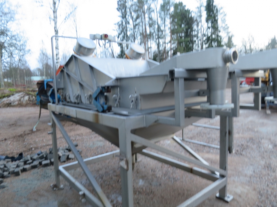 4225 vibratory feeder 1200 mm