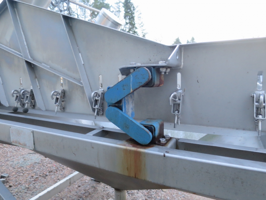 4225 vibratory feeder 1200 mm
