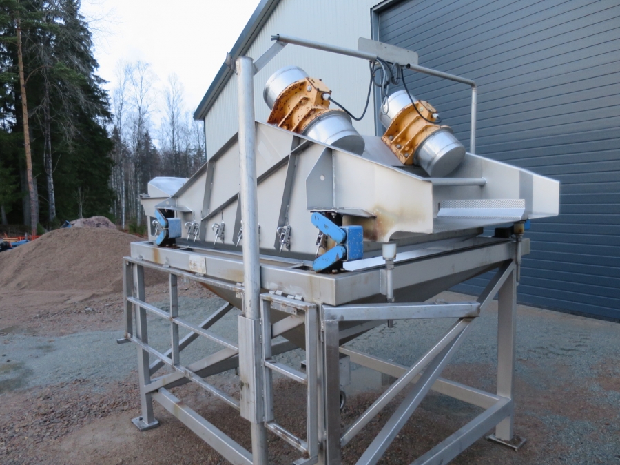 4225 vibratory feeder 1200 mm