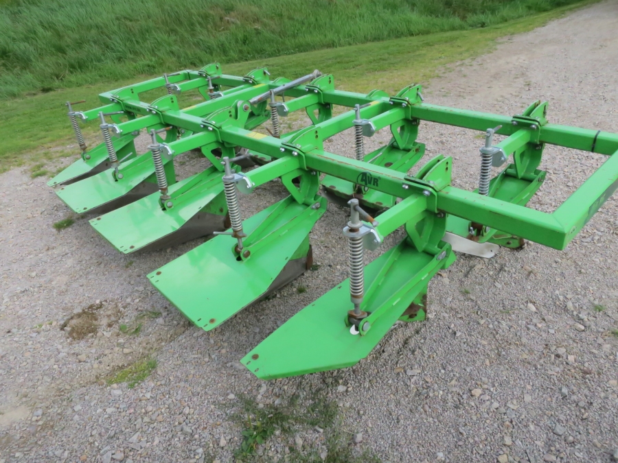 4283 AVR Ecoridger ridge former 80cm x4