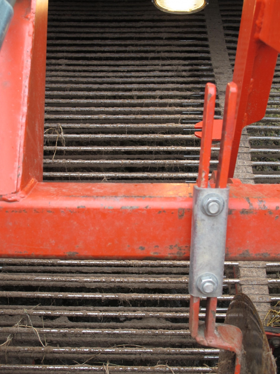 4290 DEWULF RQ3060 potato harvester