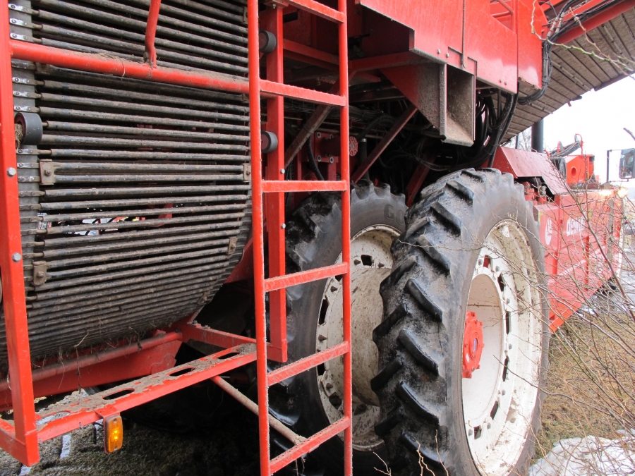 4290 DEWULF RQ3060 potato harvester